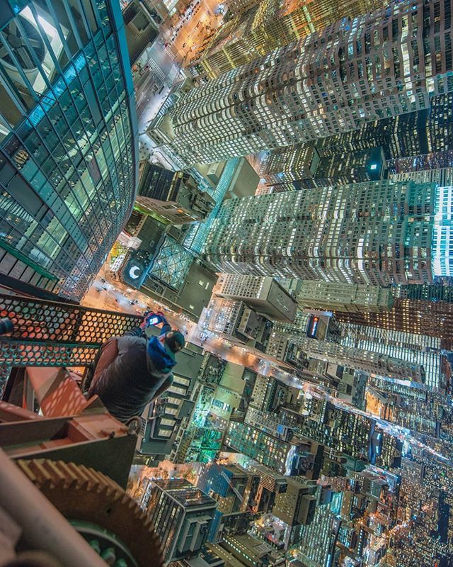 ashtontekno's tweet image. 091318.
Tilted. 🍁
It's all about,
The Perspective.💯
📸 | 2015
#throwbackthursday 
x
x
x
x
x
#sdmfeatures#building_shotz 
#urbanrising #way2ill 
#beautifuldestinations
#gramslayers 
#neverstopexploring 
#moodygrams #depthsofearth #visualambassadors 
#heatercentral #ig_color
#v…