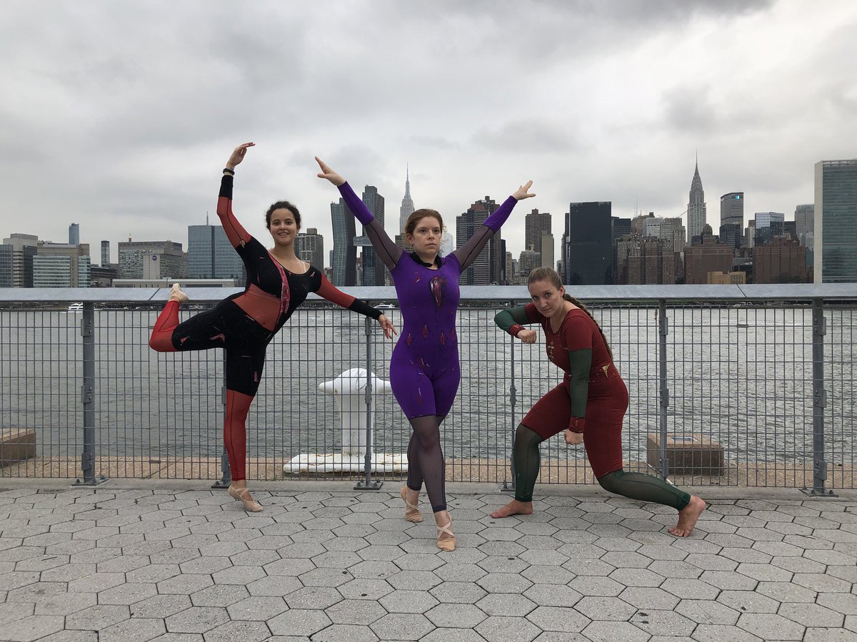 RogueDancer's tweet image. #Raven #Robin #TeenTitans I make art out of beloved comics