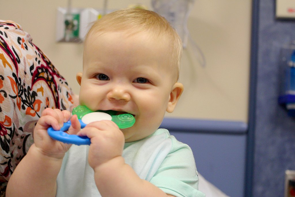 Shake, rattle and donate! We are in need of teethers and rattles for our babies. We give more than 100 rattles and teethers to our patients every day to keep them happy and content. Please donate some today! More info: archildrens.org/toysandgifts