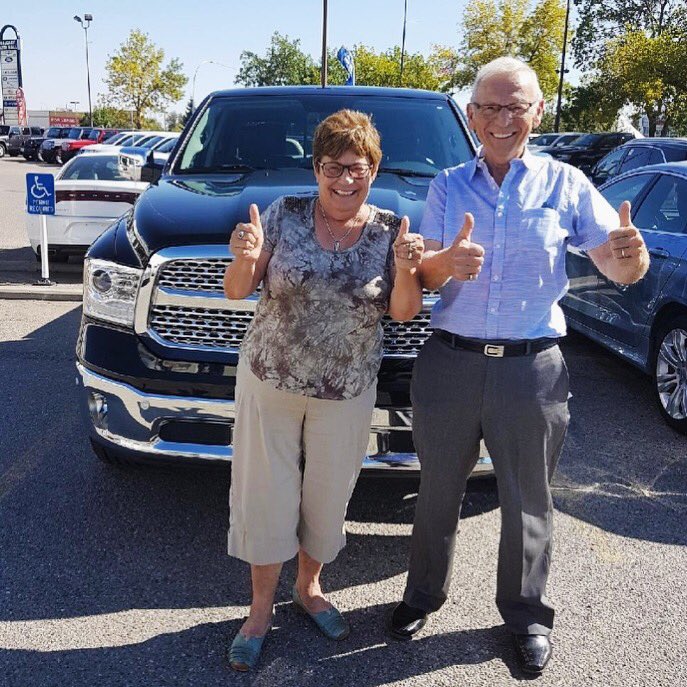 CourtesyCJDR's tweet photo. How awesome are these two?! All smiles and thumps ups for Isabel &amp; John while picking their new 2017 #Ram1500Laramie! 😆👍
It brightened up our day and we hope it does yours too. https://t.co/vyZip4qbqs