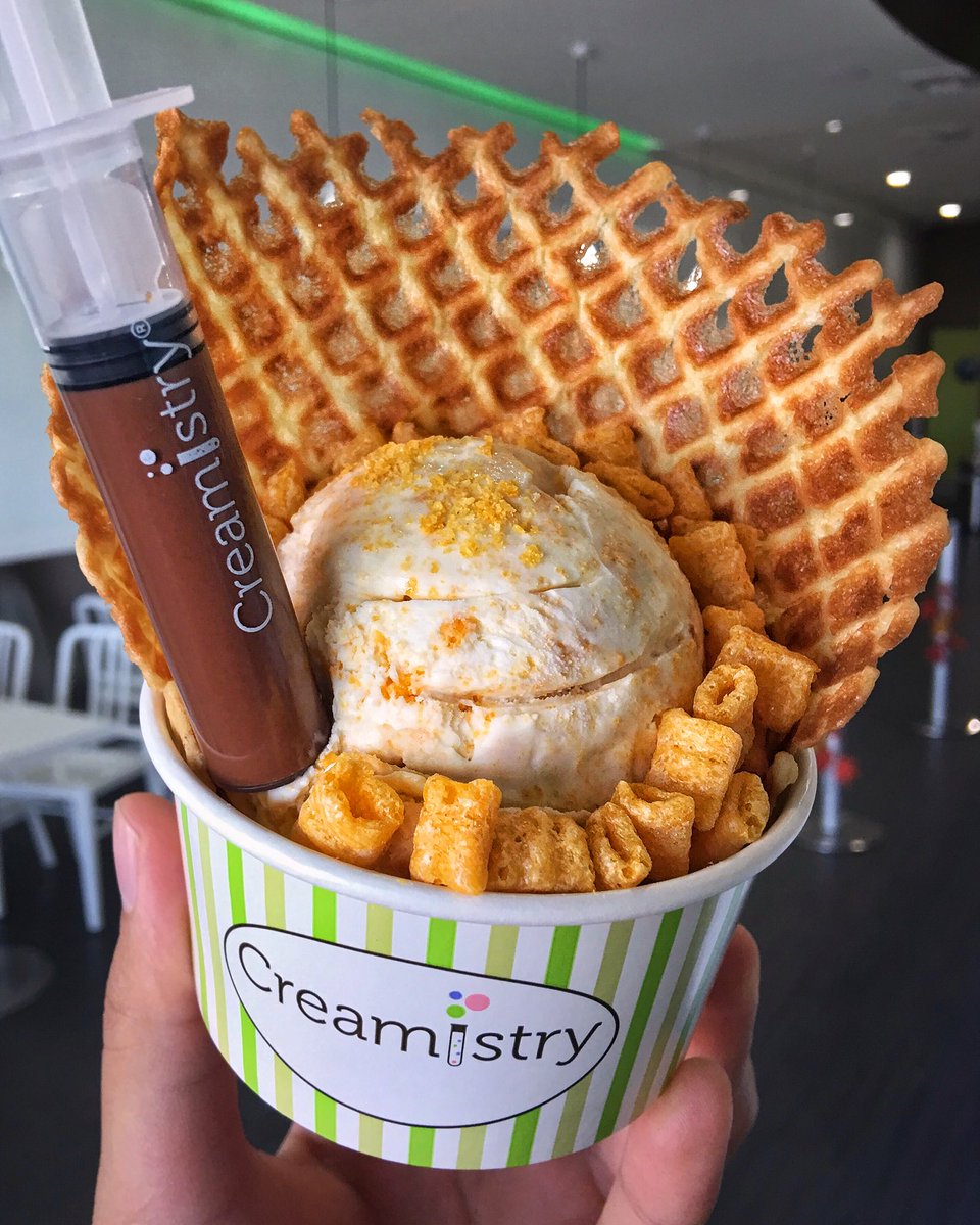 CreamistryInc's tweet photo. TOMORROW is your last day to get our back to school special! 🍨🎒 Be sure to ask about getting 20% OFF any single menu item with a school ID (Mon-Fri, 12PM-5PM) 🤗 Who’s getting this deal today or tomorrow? 🙌🏼 #backtoschool #creamistry https://t.co/KB4HflIIT8