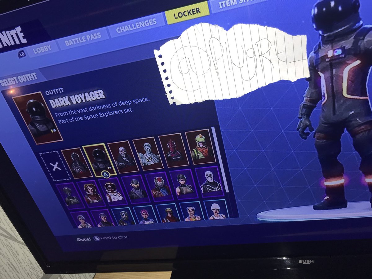 PlugRt_'s tweet photo. I’m wanting to trade any of these accounts with rare skins only dm me for info got to be Xbox @Mighty_RTs @Demented_RTs @GFXCoach @FlyRts @FearRTs https://t.co/xK07l0AmwD