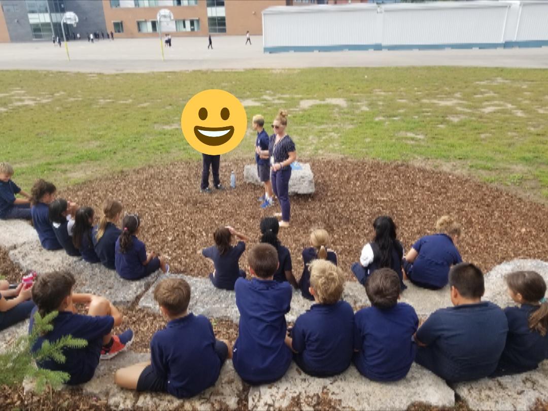 JenCarroll18's tweet photo. Using the outdoor classroom for french! @StBeneHCDSB @HCDSB https://t.co/yW9doiiwRZ