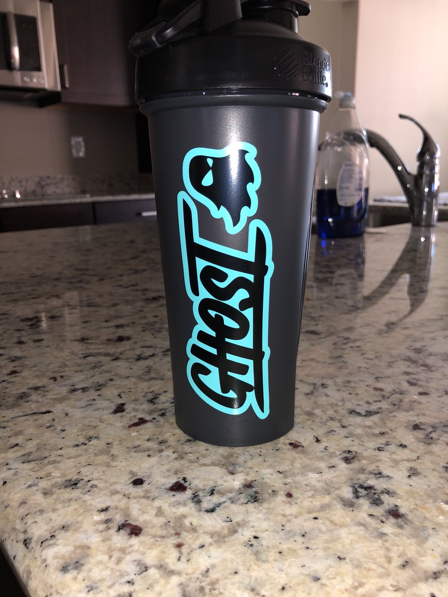 Stove_L's tweet photo. @GhostLifestyle just got my #SOTM and I can’t wait to put it to use #legend #hyperteal https://t.co/XRrstVHLfx
