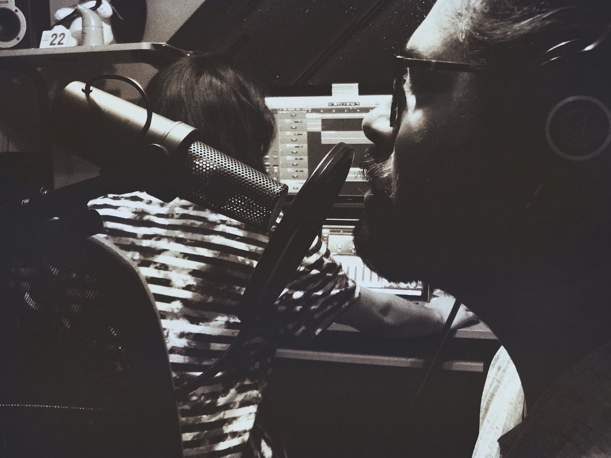 Working late on something that’ll be out very soon 😄
•
•
•
•
📸 <a href="/LaParraClarity/">Ian Parra</a>