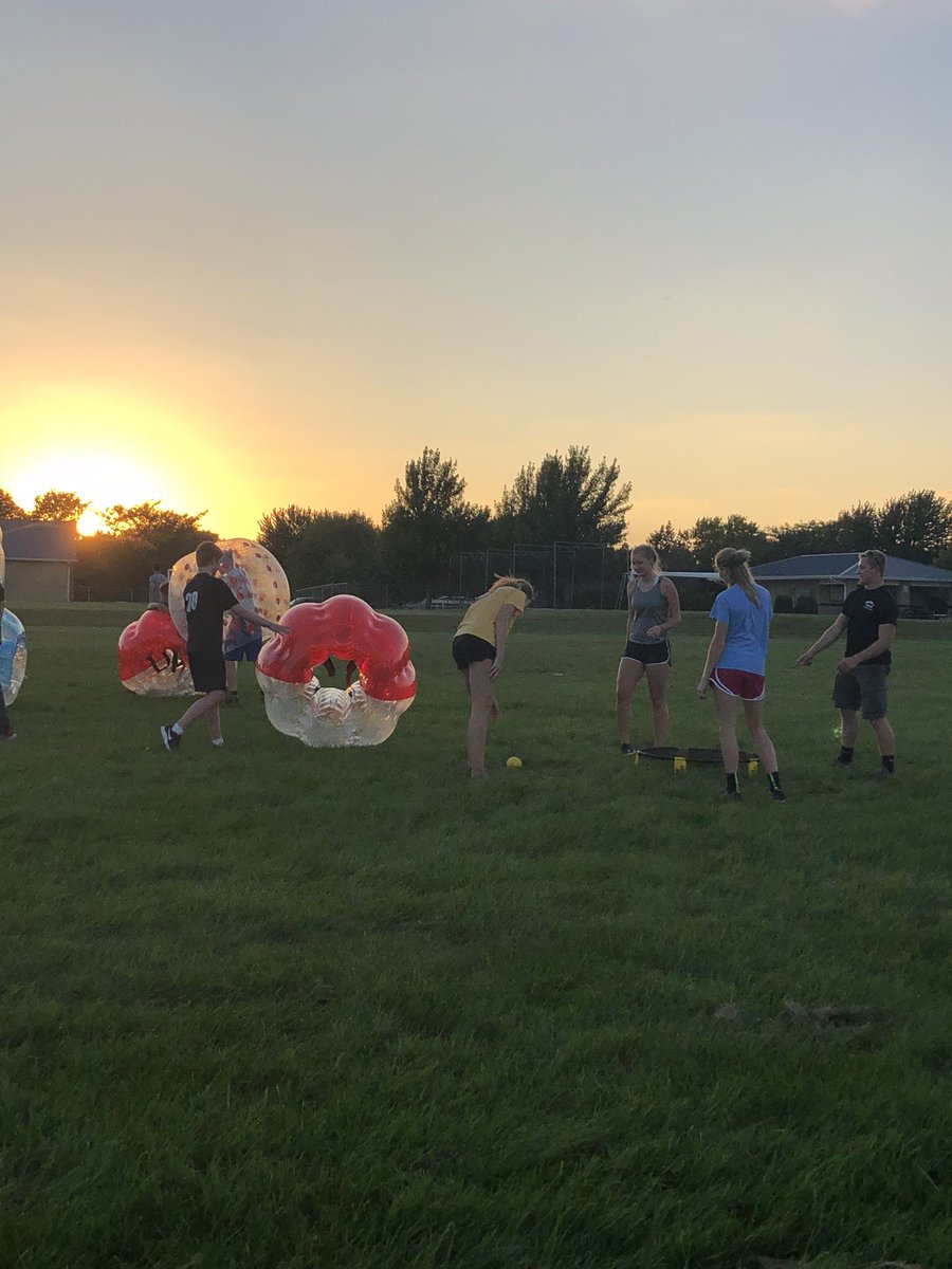 FcaHudson's tweet photo. Fun night at the FCA Kickoff! Thanks to everyone who came! #hudsonschools https://t.co/c1IcOF11B2