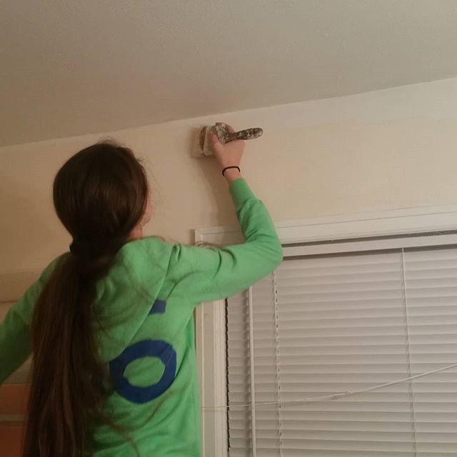 braintwist2112's tweet photo. Doing what I do!
#rentalproperty #missfixit #purdybrushes #benjaminmoore #trimpaint #picasso #paintingwithatwist #helper #fixinit https://t.co/5rmUJYHHbA https://t.co/VUh9popIgg