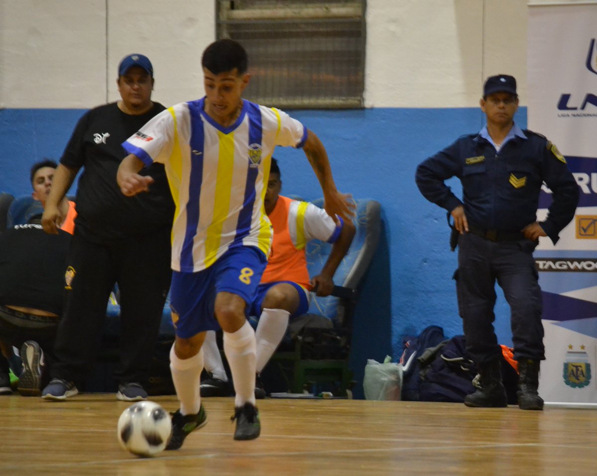 LNFArgentina's tweet photo. #FaseRegional #Cuyo ¡Triunfo local! #Deportivo (Río Cuarto) se lo dio vuelta a #LosBosteros (San Luis) por 5-3 y se quedó con la victoria en el cierre de la primera fecha del Grupo A https://t.co/8I9EwQhZvv