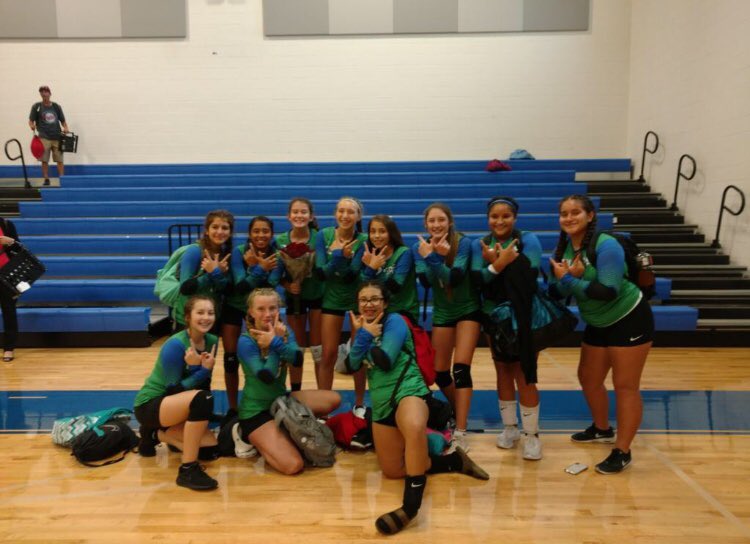 CMS 8th Grade Volleyball Teams sweep the McCormick Lady Tigers! Way to work ladies!#GD2BC <a href="/212lisaann/">Lisa Islas Walls</a> <a href="/JessicaGDuarte/">Jessica Duarte</a>