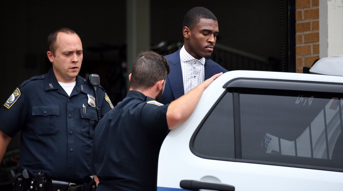 TheCrossover's tweet image. With Jabari Bird arraigned on domestic violence charges, @McCannSportsLaw evaluates the potential fallout for the victim, Bird, the Celtics and the NBA on.si.com/2NftAmQ