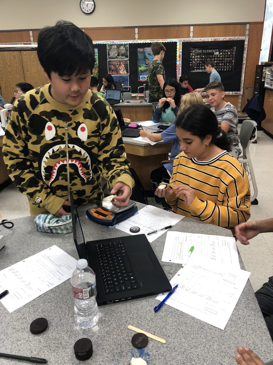 HawVikings's tweet photo. 7th grade scientists asking the question: Do Double Stuffed @Oreo cookies really have twice the frosting? #HawVikings #HawthorneHeroes https://t.co/5LwX1BC7iw