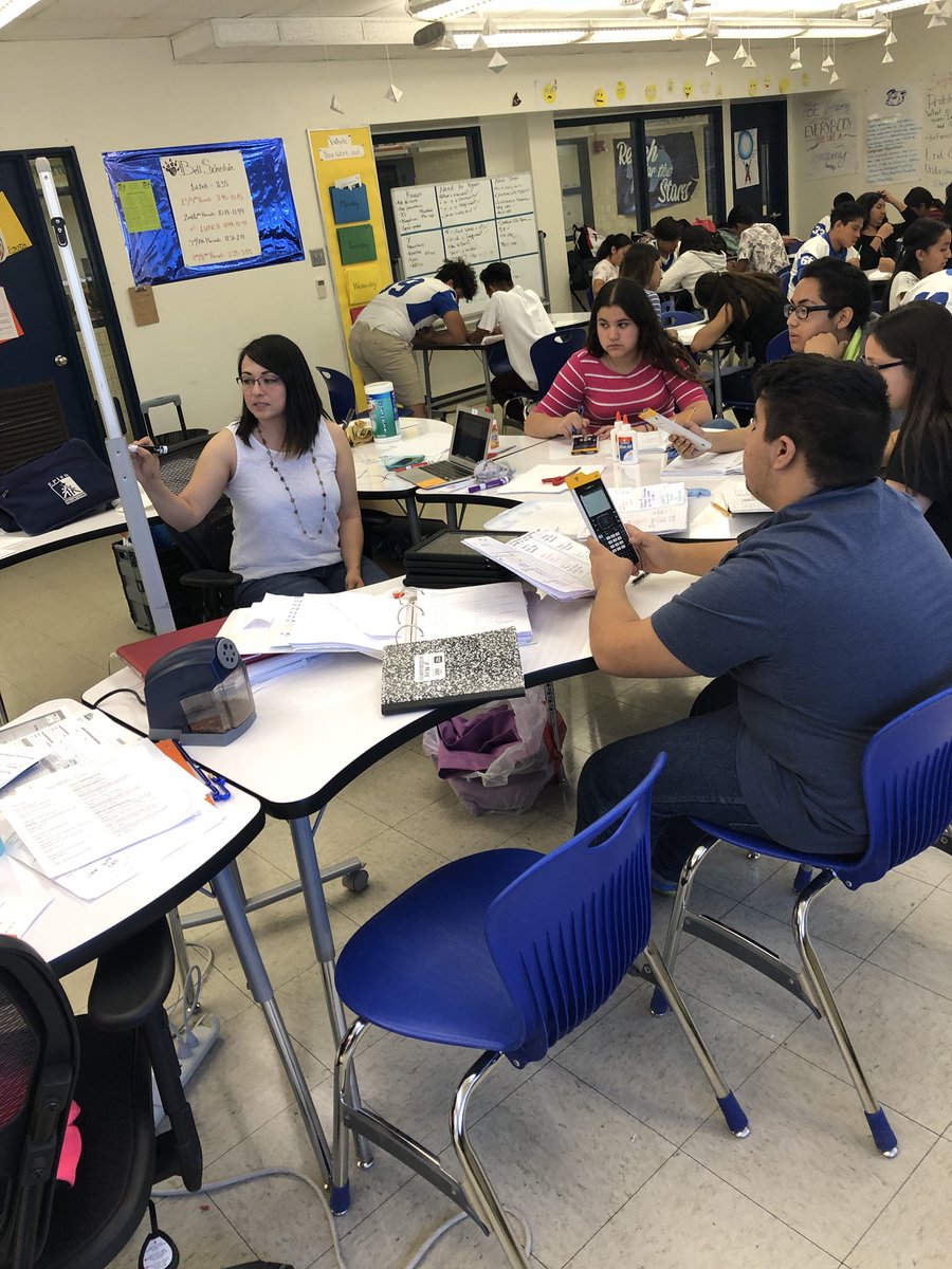 celestecjacquez's tweet photo. What I love about co-teaching is one of us can give mini workshops while the other can walk around and help other students! @oso_new_tech Algebra 1 kids taking Agency of their own learning! @ELPASO_ISD @newtechnetwork https://t.co/wrU05lWEjl