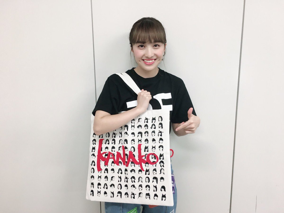 Asoko Zakka Store ももいろクローバーzとコラボレーションしたオリジナルアイテムが 明日から発売になります お馴染みの顔が並んだbuggy柄がメンバー4人の顔となり 各メンバーの書き下ろしイラストとサインが入った可愛いアイテムが勢ぞろい ぜひ Asoko Zakka Store ももいろクローバーzとコラボレーションしたオリジナルアイテムが 明日から発売になります お馴染みの顔が並んだbuggy柄がメンバー4人の顔となり 各メンバーの書き下ろしイラストとサインが入った可愛いアイテムが勢ぞろい ぜひ