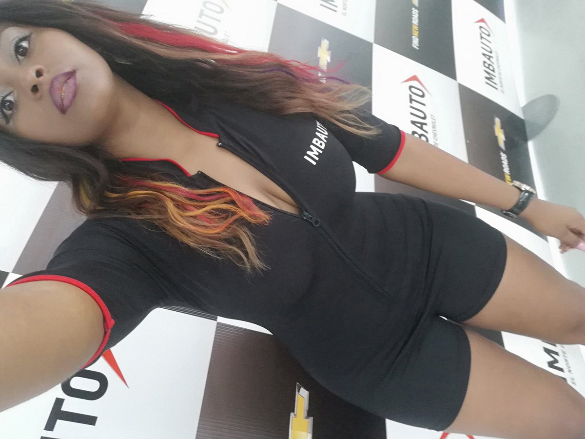 yoancavale's tweet photo. #Imbauto #esmeraldas #blackgirl #ecuadorian https://t.co/gaEeGcrj6N