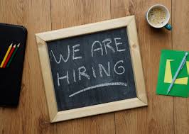 Calling all substitute teachers 📣 We are currently hiring!  Make $130 for a full day of subbing, or $65 for a half day 💰Visit us online at topekapublicschools.net to apply.  Flexible work schedule with rewarding outcomes.