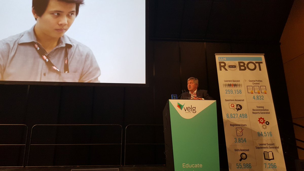 Geoff_Barbaro's tweet photo. Now looking at automated attendance monitoring with Chris Eske from @BlackboardAPAC - and already someone's won a prize for attendance ! #2018NVC https://t.co/840NIqMeUG