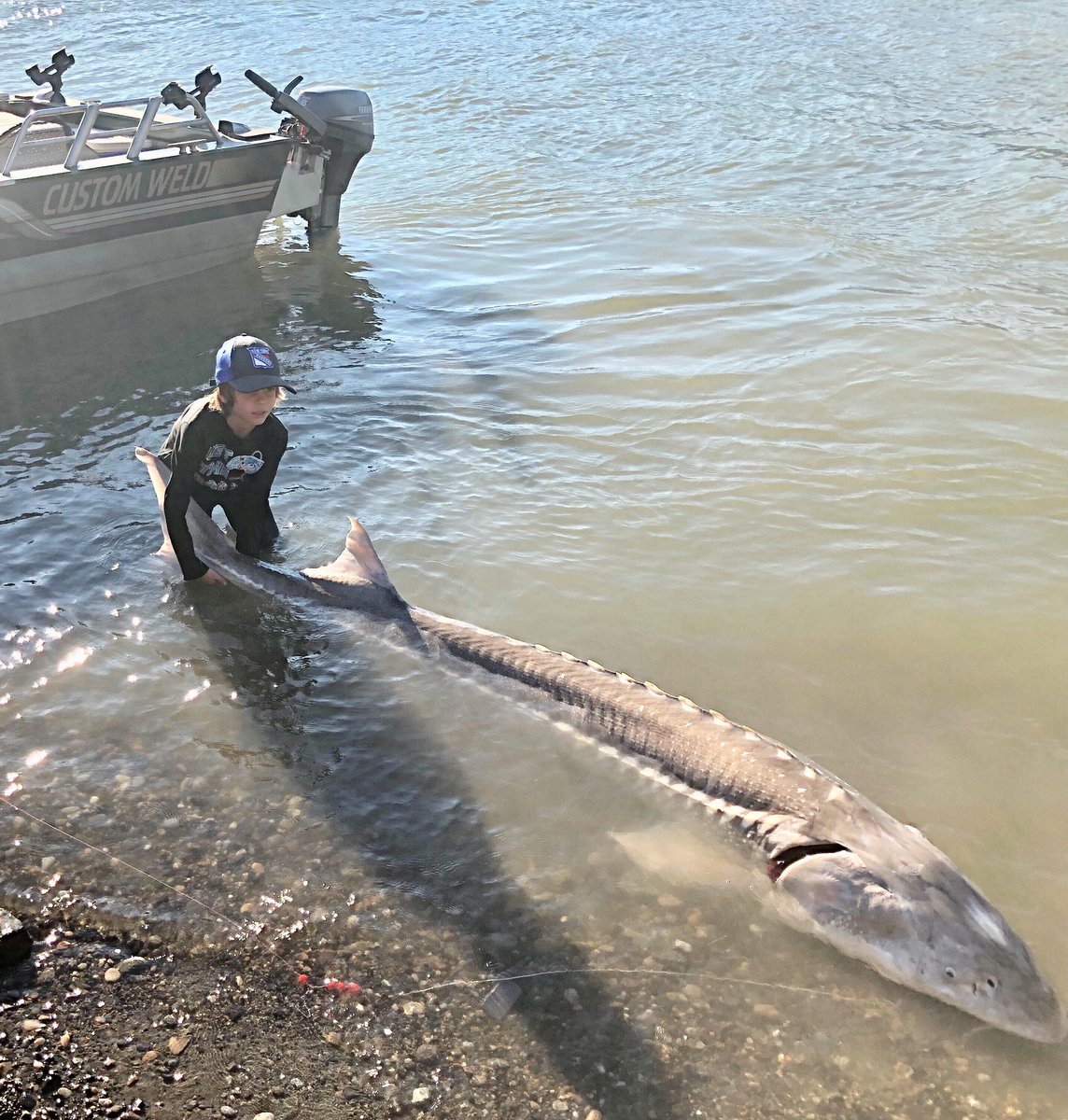 TheFishGuys's tweet photo. RT @fishingsturgeon: Sometimes the smallest people can reel in the biggest fish - what a fish for this young man 👍🎣 
#teachthemyoung #futurefishers #conservation #catchnrelease #keepemwet 
<“)))><DWAC https://t.co/SJixbN7akp