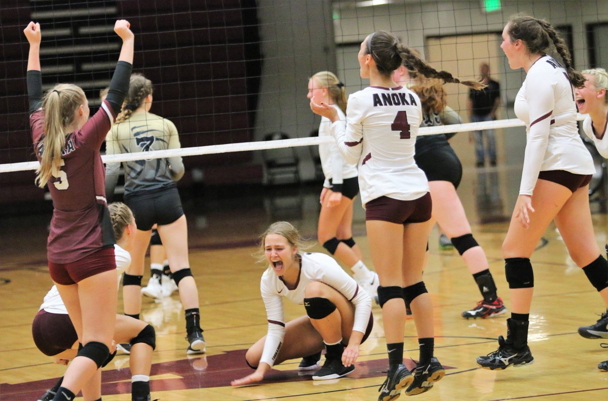 SportsABCpapers's tweet photo. Anoka volleyball rallies from two sets down to edge Andover in a 5-set rivalry thriller in Anoka 

@anokavball @AnokaActivities https://t.co/lkPHpc8cM3