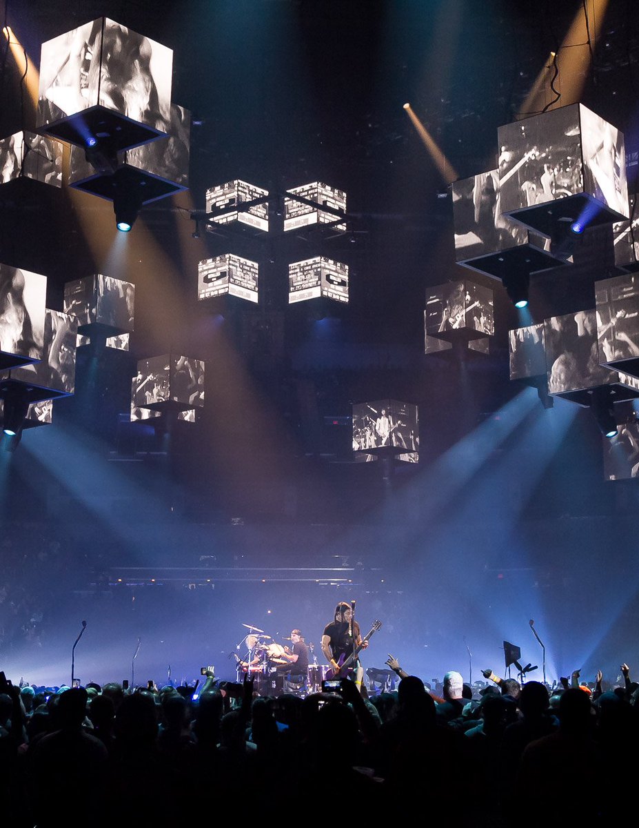 Metallica rocks Winnipeg! 
<a href="/Metallica/">Metallica</a> 
@bellmtsplace 
<a href="/LiveNation/">Live Nation</a> 
.
.
.
.
#metallica#metallicafan#entersandman#jameshetfield#metallicalive#metallicafans#metallicafamily#metallicaconcert#metinwinnipeg#bellmts#hardwired#hardwiredtour#metallicatour#rockmusic#concert#backstage