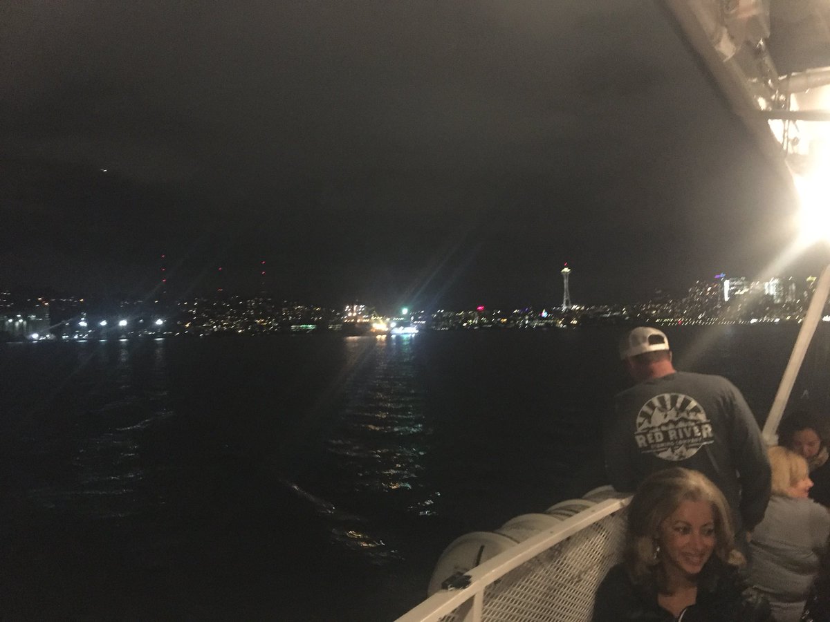 And we’re off! #wereonaboat #cruisin #TINYcon2018