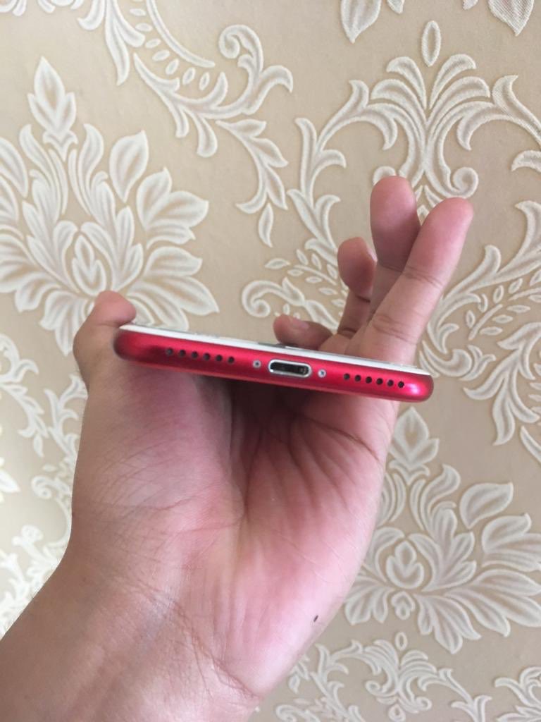 MLuqmanhakim__'s tweet photo. Nak let go Iphone 7 (MySet)
Colour : Red
Storage : 128gb
Condition :10/10 (nampak mcm baru)
Price : RM1699
Mmg akan dapat full box (charger , earpod )
RT untuk rezeki saya
#iphonemalaysia #iphonemurah #iphoneoriginal #iphone7red https://t.co/quXFySzC9a