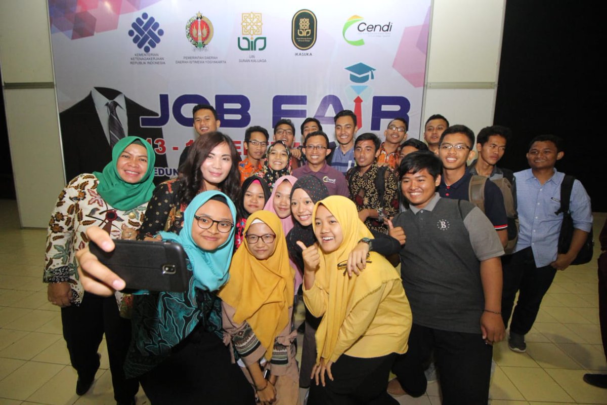 ikafishum's tweet photo. Hari terakhir Job Fair 2018 di UIN Sunan Kalijaga Yogyakarta. Terima kasih atas partisipasinya. Tetap semangat!! https://t.co/KYY5ZpAm9M