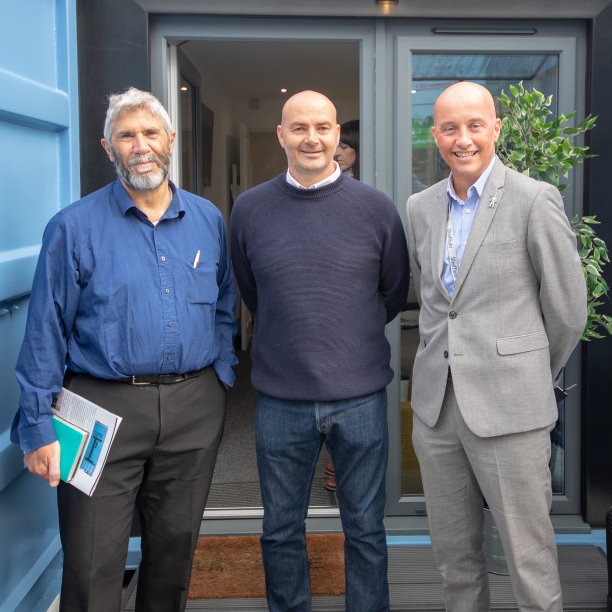Councillor Jim Steinke and Richard Eyre, Head of City Centre Management, visiting our Sleeper. 

Lets make a difference and stop the cycle of #sleepstreetraverepeat
: 
#homeless #student #accommodation #sheffield #UK @sheffieldstudent @sheffieldcitycouncil  #repost #retweet