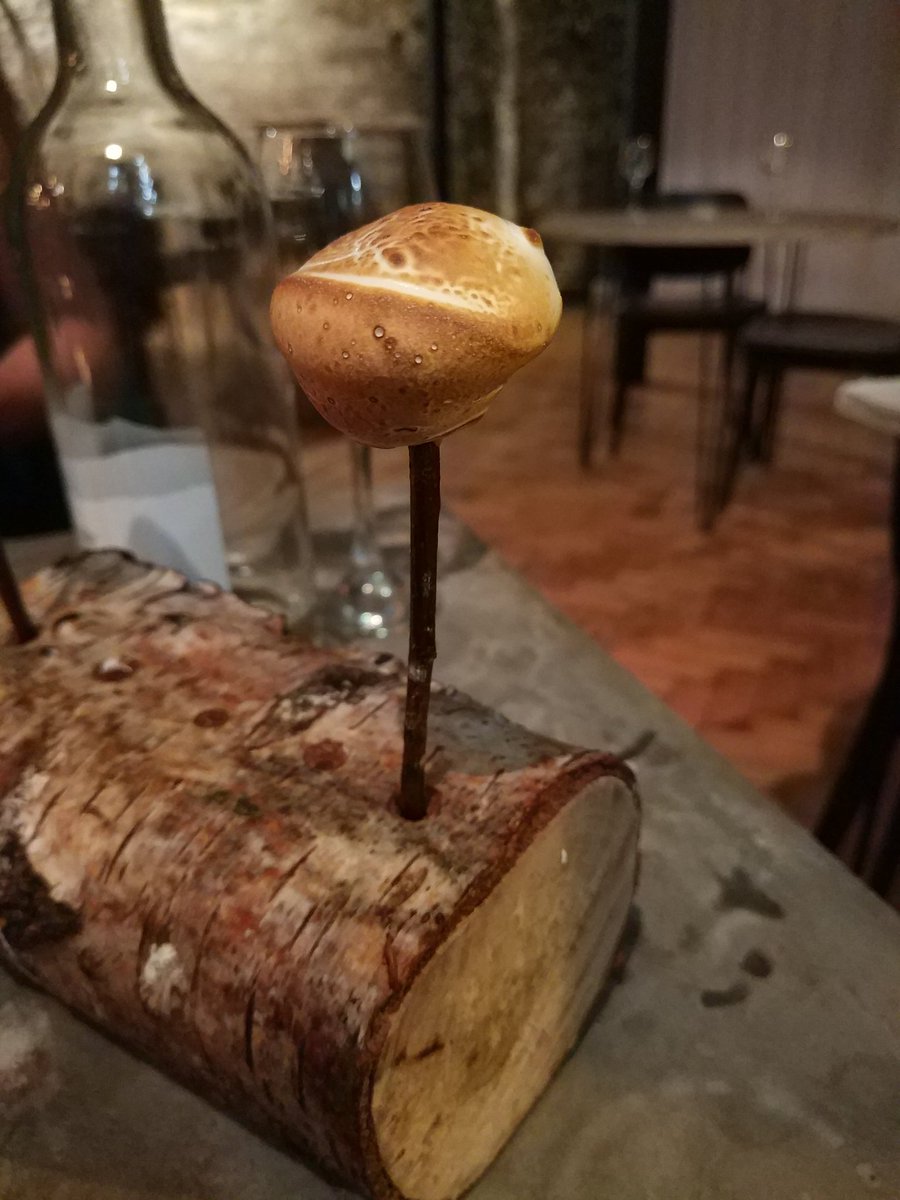 WhereLondon's tweet photo. We had a fantastic dinner last night at the new @eatnativeuk in London Bridge. If you're looking for delicious, seasonal British food, this is the place https://t.co/6E2k7PhVrm #london #nativerestaurant #londonrestaurants #londontourist #londoneats https://t.co/f1KzdtGvlc