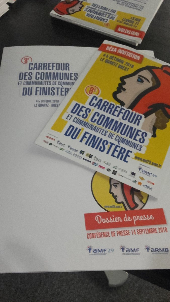 AMF_29's tweet photo. #CCF2018 #ConfPresse @LeQuartz
Conférence de presse pour présenter la prochaine édition du Carrefour des Communes, les 4 &amp; 5 Octobre prochain.
2 600 congressistes et +100 exposants attendus #DominiqueCap
@l_amf @NSarrabezolles @FCuillandre https://t.co/M3rW2I6zyy