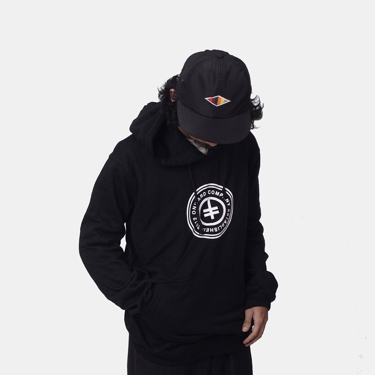 - ICONIC LOGO HOODIE -
• Black Cotton Fleece Pull Over Hoodie, With White Plastisol Ink,
• Available Size : S. M. L. XL.
• Price : Rp. 295.000,-
• For Info / Order :
• Line : onwardskateco.
• Sms/Wa : 081220068451

#onwardcompanyproduct #onwardcompany #hoodie #onwardcmpny