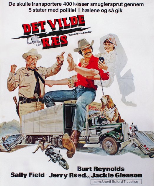 dantelechat's tweet photo. #SmokeyAndTheBandit, 1977.  

#NowWatching #SallyField #BurtReynolds #JackieGleason #JerryReed #PaulWilliams #Coors #Bootlegging #drivingperformance #Rigged #RunawayBride #Police #Fred #Frog #Cledus #Sheriff #Interstate5 https://t.co/tQ79vjCYu7