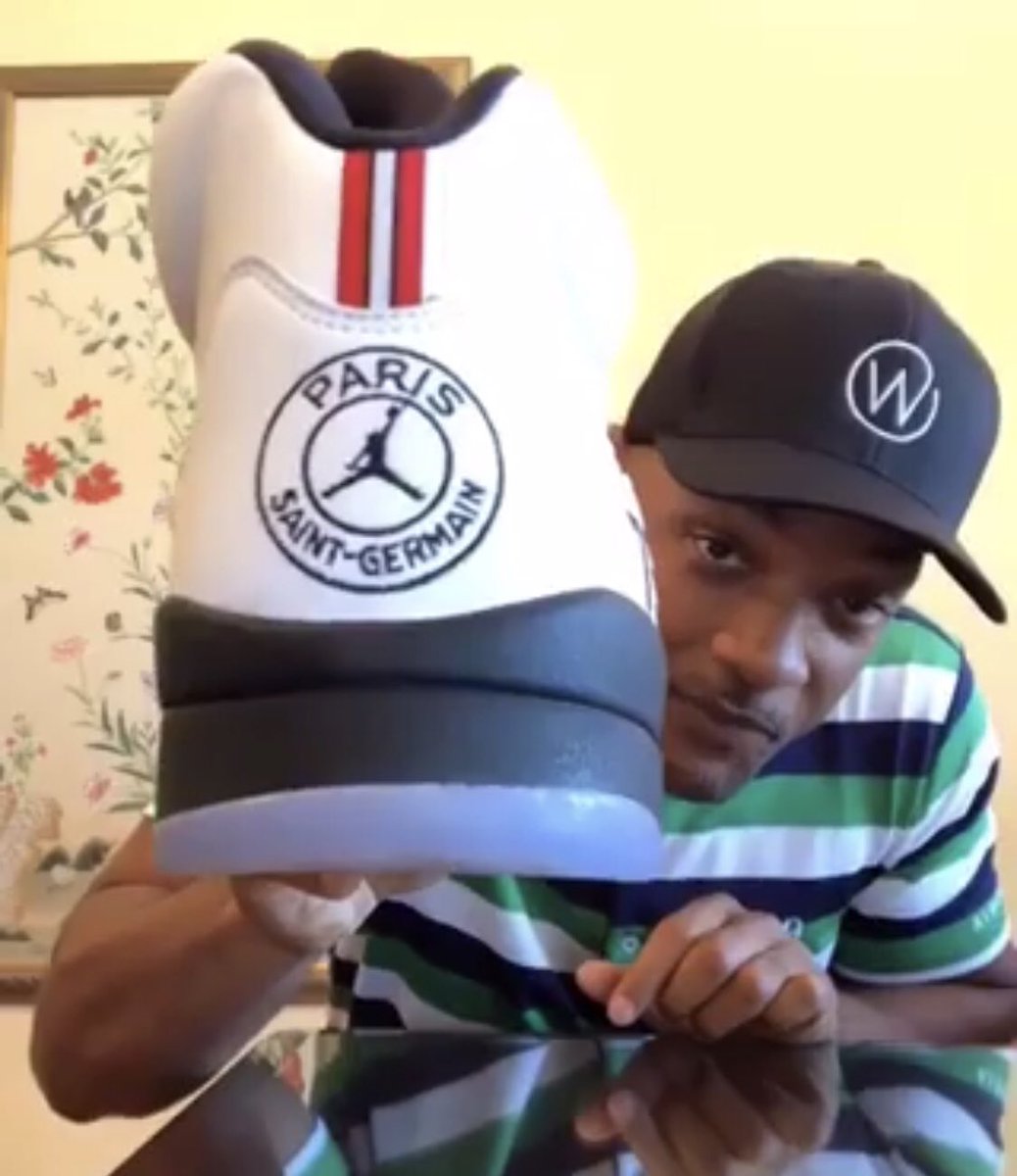 <a href="/WillSmithNews/">Will Smith</a> présente la nouvelle basket <a href="/PSG_inside/">Paris Saint-Germain</a> by <a href="/basketjordan233/">michaeljordan23</a> VOILÀ...PSG dream bigger!!! ❤️