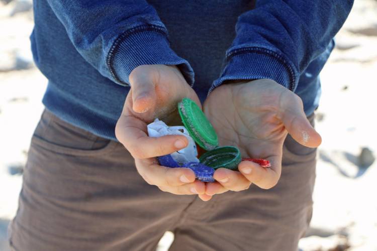 2OceansAquarium's tweet photo. #DontForget - tomorrow is #CoastalCleanupDay. ๐๏ธ Find the #ICC event nearest to you and join the global action: https://t.co/Zosgben2GU #beachcleanup #capetown #tashbash #OurOcean @OurOcean https://t.co/0y33vwgs0m