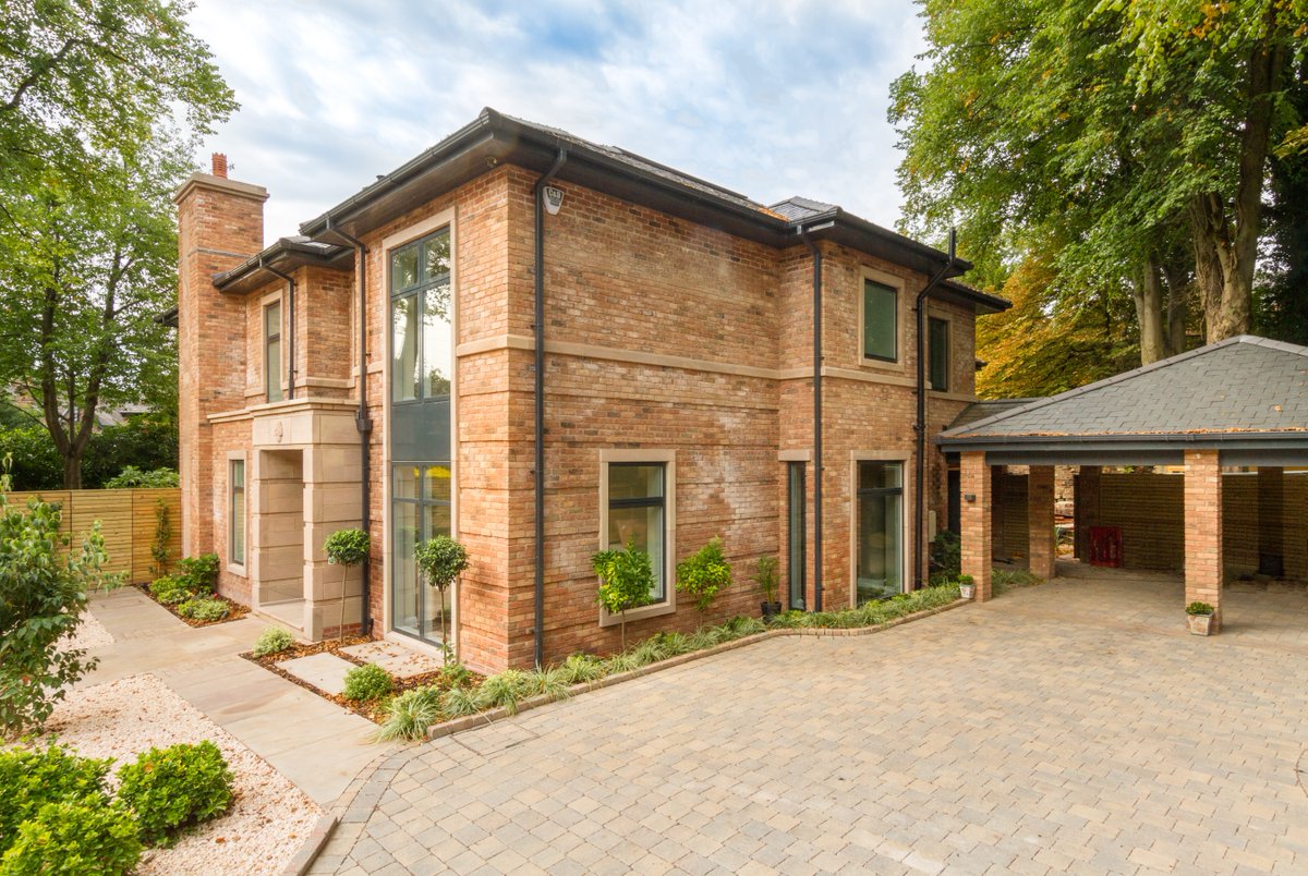 pavilion_ph's tweet image. Kingston Road #Didsbury is a modern take on a Georgian style property  🏡

📲 pavilionph.co.uk

#rebuild #deign #luxuryhouse #Manchester