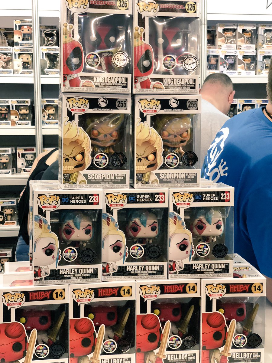 _GLITCHED_'s tweet photo. Here are all the @ComicConAfrica exclusive Funko Pops available this weekend. #FunkoSA https://t.co/pnJhwfu7dn