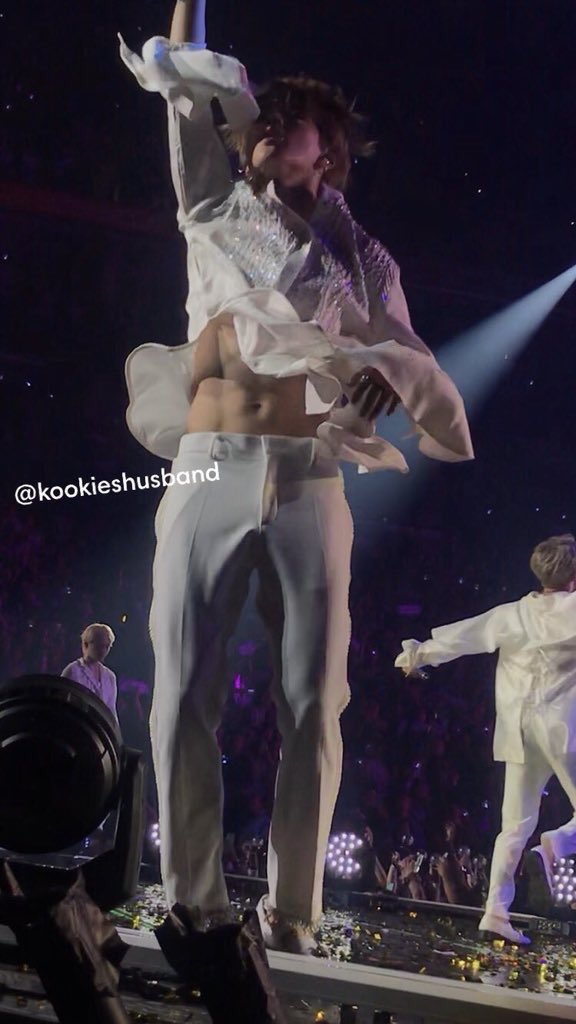 ジミンちゃん腹筋やば！！！！

#BTS
#ジミン