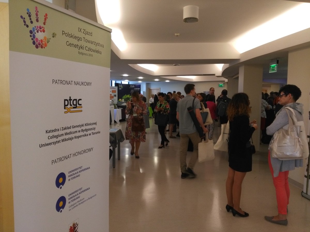 FUTUREsynth_pl's tweet image. Drużyna Future Synthesis na IX Zjeździe Polskiego Towarzystwa Genetyki Człowieka w Bydgoszczy. Zapraszamy do rozmowy z naszymi konsultantami!