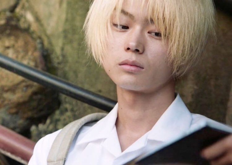 羊 菅田さんの 見下し流し目 と 三白眼の目つき鋭い上目遣い はとてつもなく性的というか官能的というか睨まれているみたいだからとてもぞくぞくさせられる あと目つきが悪いのに唇はふっくらしてて中性的な印象の艶めかしさがあるのが最高なんです 羊 菅田さんの 見下し流し目 と 三白眼の目つき鋭い上目遣い はとてつもなく性的というか官能的というか睨まれているみたいだからとてもぞくぞくさせられる あと目つきが悪いのに唇はふっくらしてて中性的な印象の艶めかしさがあるのが最高なんです