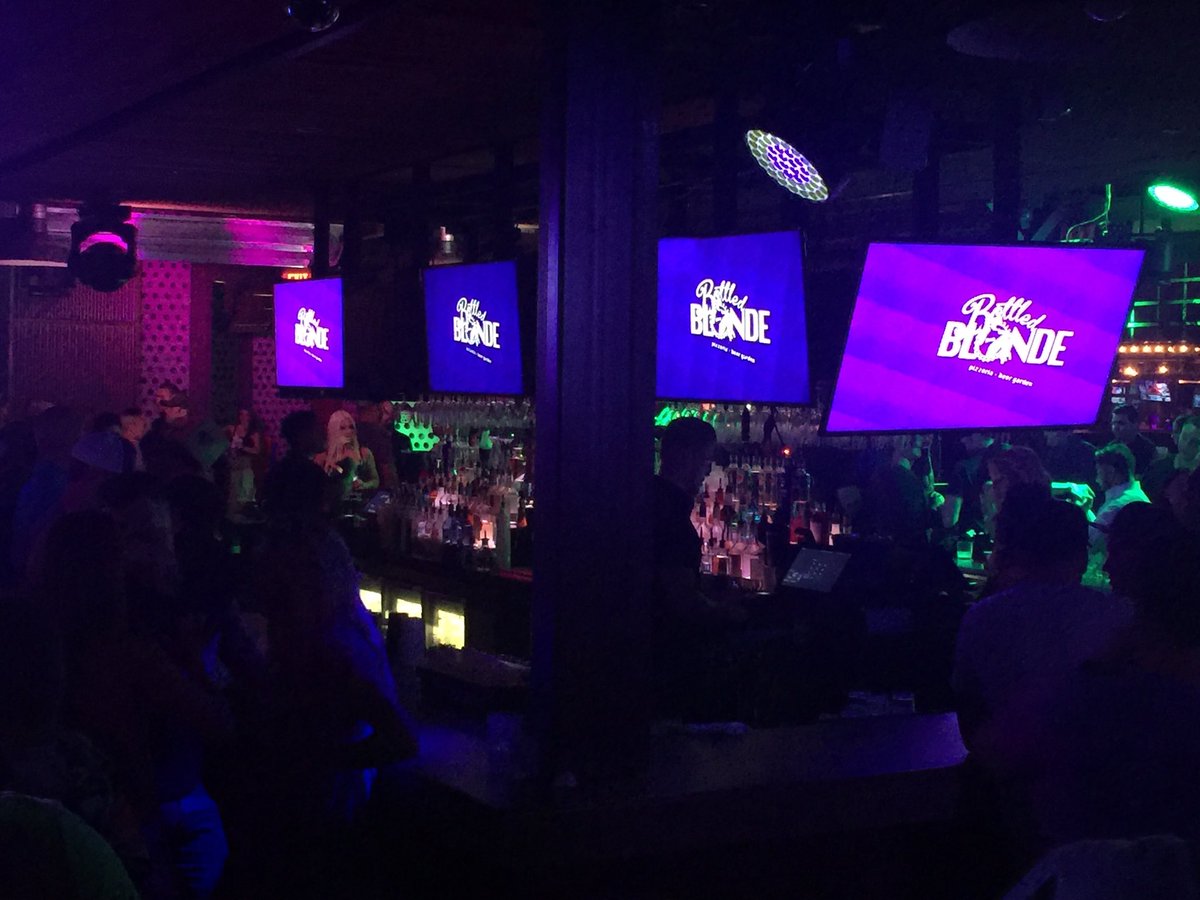 RPOWERPOS's tweet photo. Just getting started at ⁦@BottledBlondeAZ⁩ #oldtown #Scottsdale #PointOfSaleTerminals #nightlife #pos https://t.co/fs2EfN9AsV