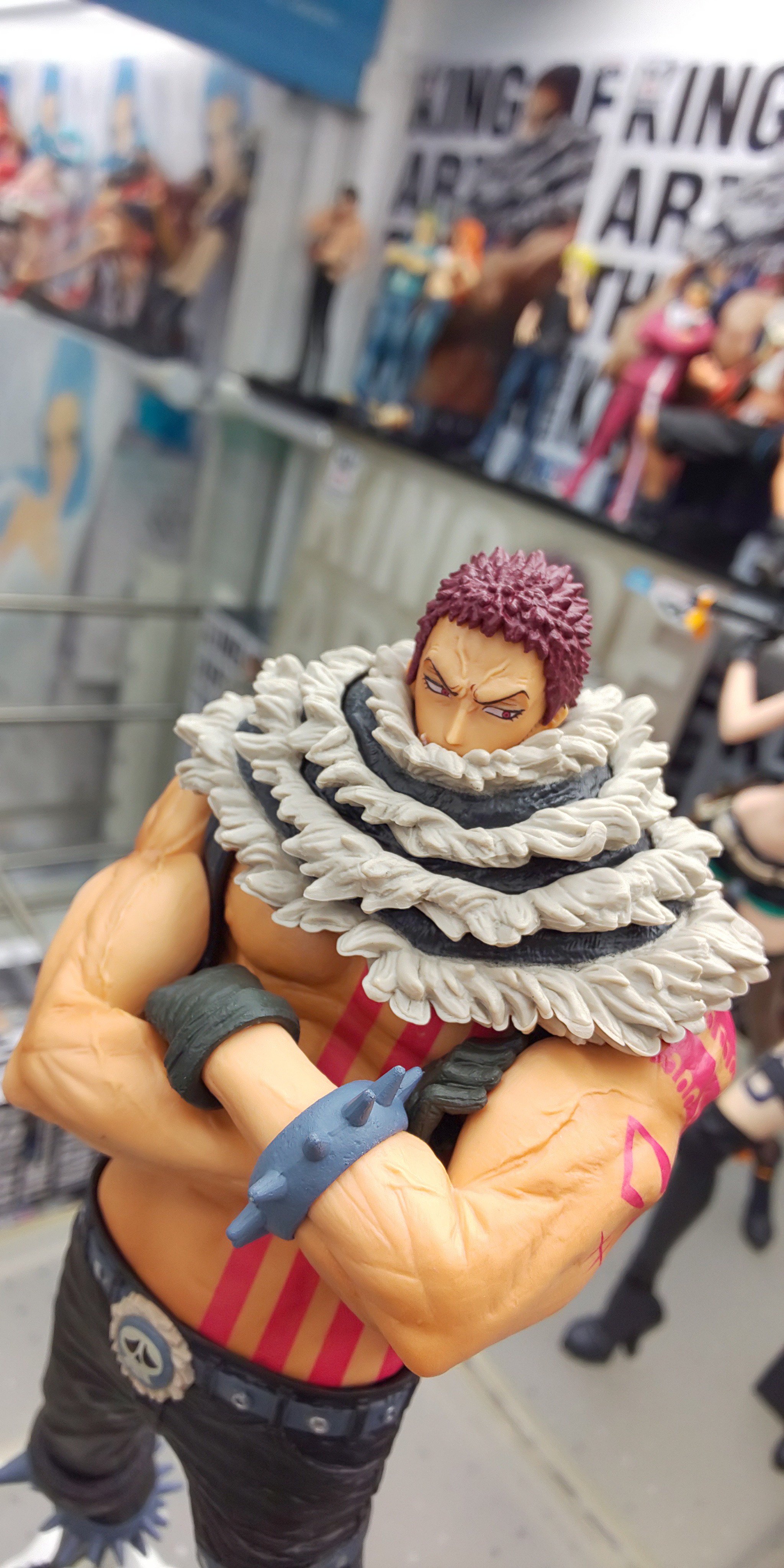 セガワールド成田 景品入荷情報 ワンピース King Of Artist The Charlotte Katakuri 入荷しましたっ カタクリ初のプライズフィギュア化 デッカイ カッコイイ そして足元の台座はモチモチしてます ワンピース カタクリ