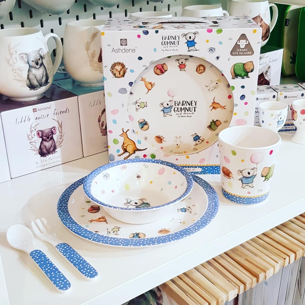 uncommonbunch's tweet photo. 💥NEW STOCK DROP!!💥
.
#hammersandwands #newstock #ashdene #ladelle #coolkidstuff #giftshop #kidshop #familyshop #giftideas #australianartist #zooanimals #wildlife #barneygumnuts #homewares #melamine #babyanimals #cuteanimals #musthave #elisemartinson #teatime #hugmug #shoplocal https://t.co/kp5PdaUzEV