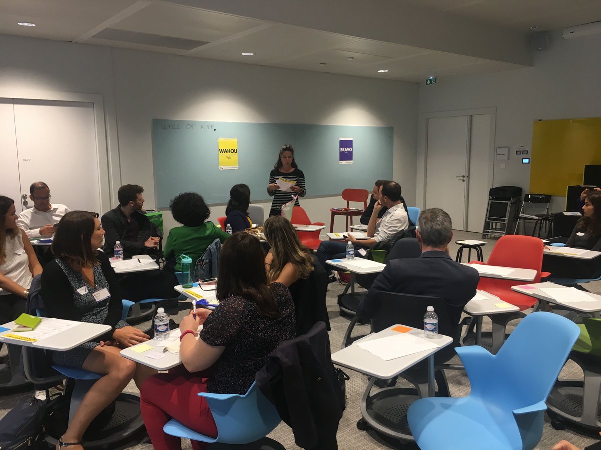 Wow, quelle soirée ! 👉Mise en énergie, résumé des points clés de notre livre blanc, quizz, atelier, remise de mini-kiffs et de notre livre autour d'un apéro, le tout dans la bonne humeur avec des participants passionnés et souriants ! #TheKiffMustGoOn #Reconnaissance