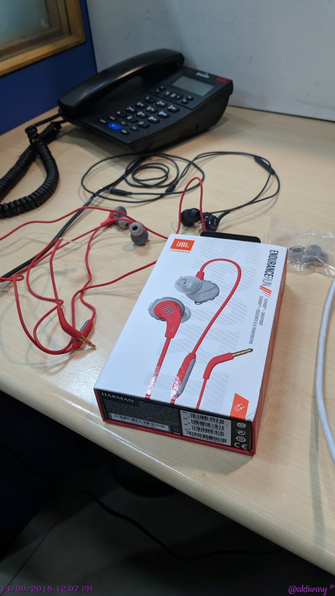 aktiwary's tweet image. The package has arrived! #jbl #EnduranceRun #ipx5