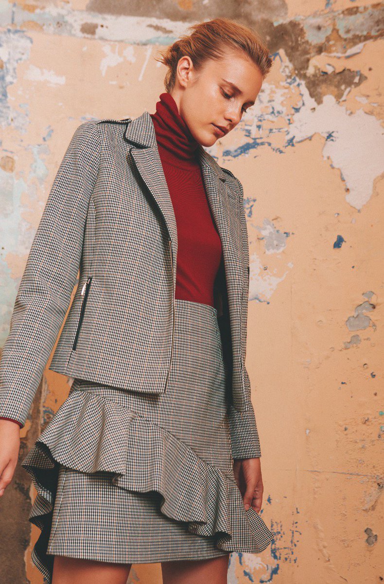adL_official's tweet photo. adL Sonbahar/Kış 18-19 koleksiyonu...
adL Fall/Winter 18-19 Collection...
#adL #adLetkisi #adLeffect #aw1819 #newcollection https://t.co/z7pixZ1QL1