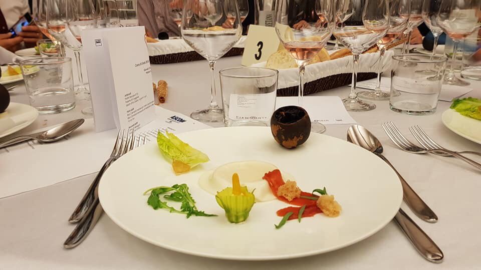 eatandrinkpiemo's tweet photo. Il benvenuto di @BITEGItaly ai buyer giunti a #biella!  Cena a cura di @AscomBiellese e @BocuseItalia 📷@crisscibrario #biteg #visitpiemonte https://t.co/HS1Rp7q3k8