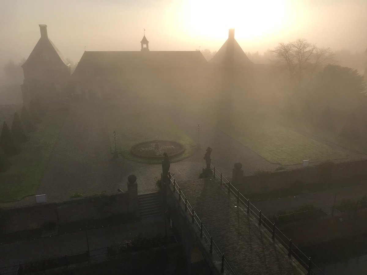 Wat een prachtig uitzicht vanaf het kasteel deze morgen!