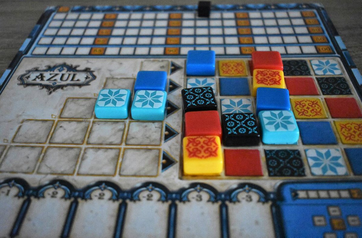 AllManaofThings's tweet photo. Azul spam! 😊

#azulgame #boardgames #bgg #tabletopgames https://t.co/YSvhQA6qpj