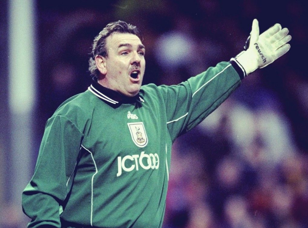  Happy birthday to Neville Southall, the former Everton keeper turns 60 today. 