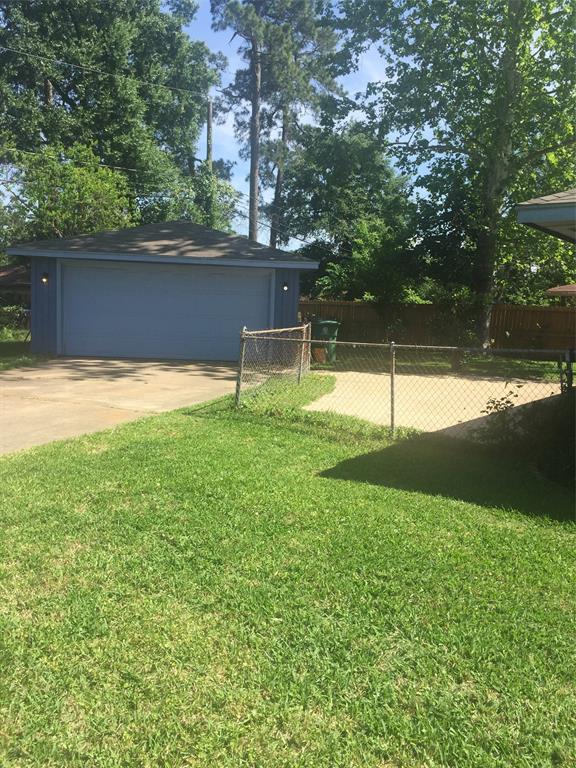 zig_zan's tweet image. 3BHK - Single Family 

Cozy home with a spacious #backyard ,detached #garage , two driveways for additional #parking , 𝐫𝐞𝐦𝐨𝐝𝐞𝐥𝐢𝐧𝐠 𝐚𝐧𝐝 𝐩𝐚𝐢𝐧𝐭𝐢𝐧𝐠 completed. Nice hardwood floors 𝐍𝐄𝐕𝐄𝐑 𝐅𝐋𝐎𝐎𝐃𝐄𝐃.

ping: (281)809-6017

Visit :goo.gl/49JoNt