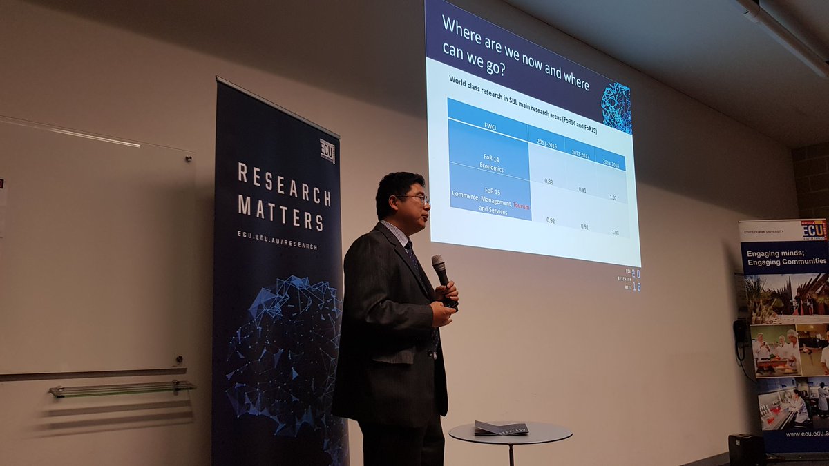 pishenseet's tweet photo. Concurrent sessions at the @ECU research week showing diversity of world class research at ECU's School of Business and Law (SBL). Both Industry Ready and World Ready. @THELINK_ECU #FutureofWork @CWOP_ECU #ECU #ecuresearchweek @EdithCowan @EdithCowanUni #ECU_SBL https://t.co/C4kTG13zqJ